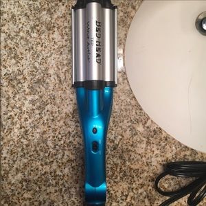 bed head wave artist beachwaver deep waves